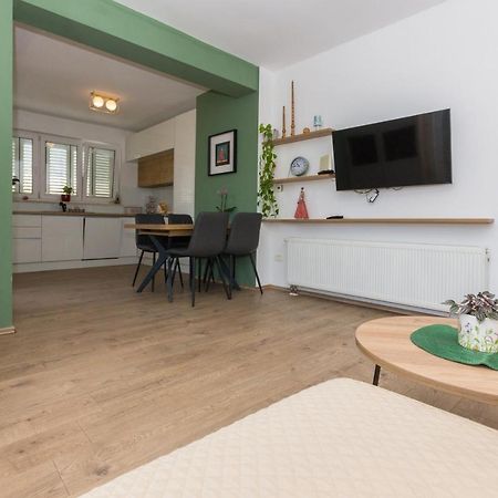 Adria Krk Apartment Krk Town Eksteriør billede