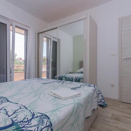 Adria Krk Apartment Krk Town Eksteriør billede