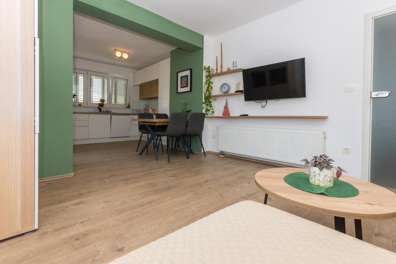 Adria Krk Apartment Krk Town Eksteriør billede