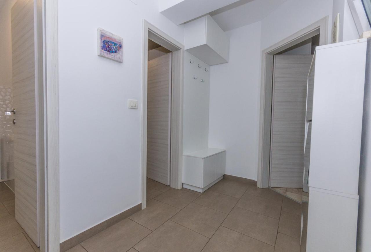 Adria Krk Apartment Krk Town Eksteriør billede