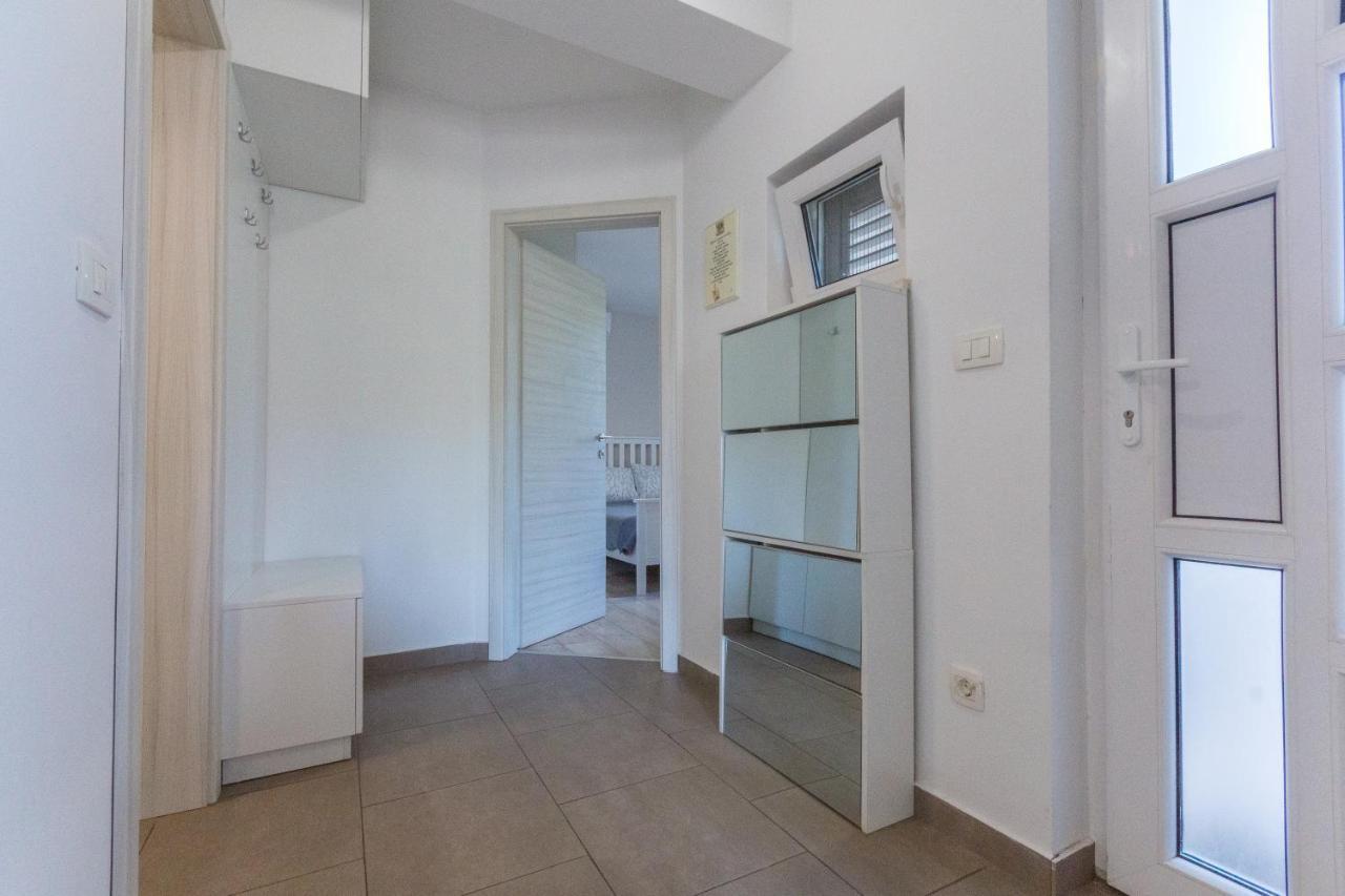 Adria Krk Apartment Krk Town Eksteriør billede