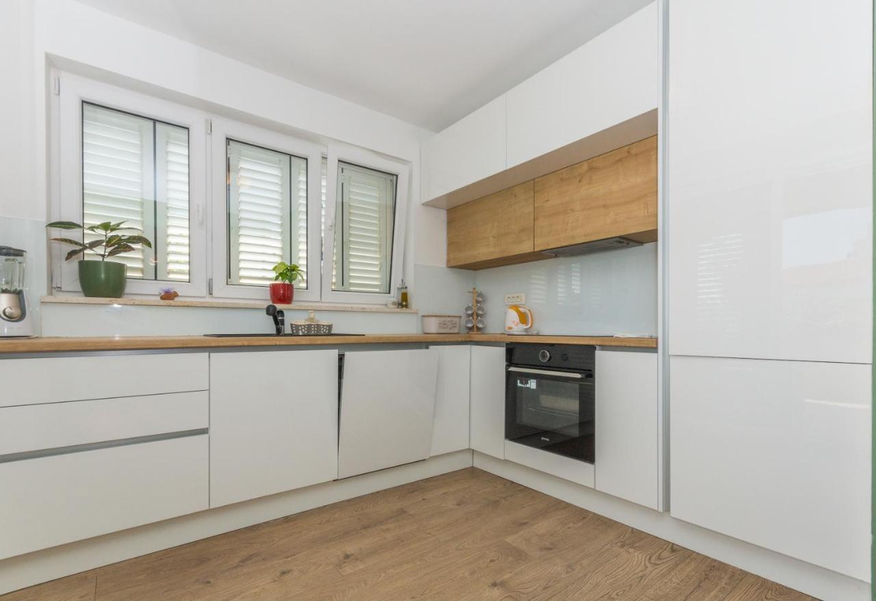 Adria Krk Apartment Krk Town Eksteriør billede