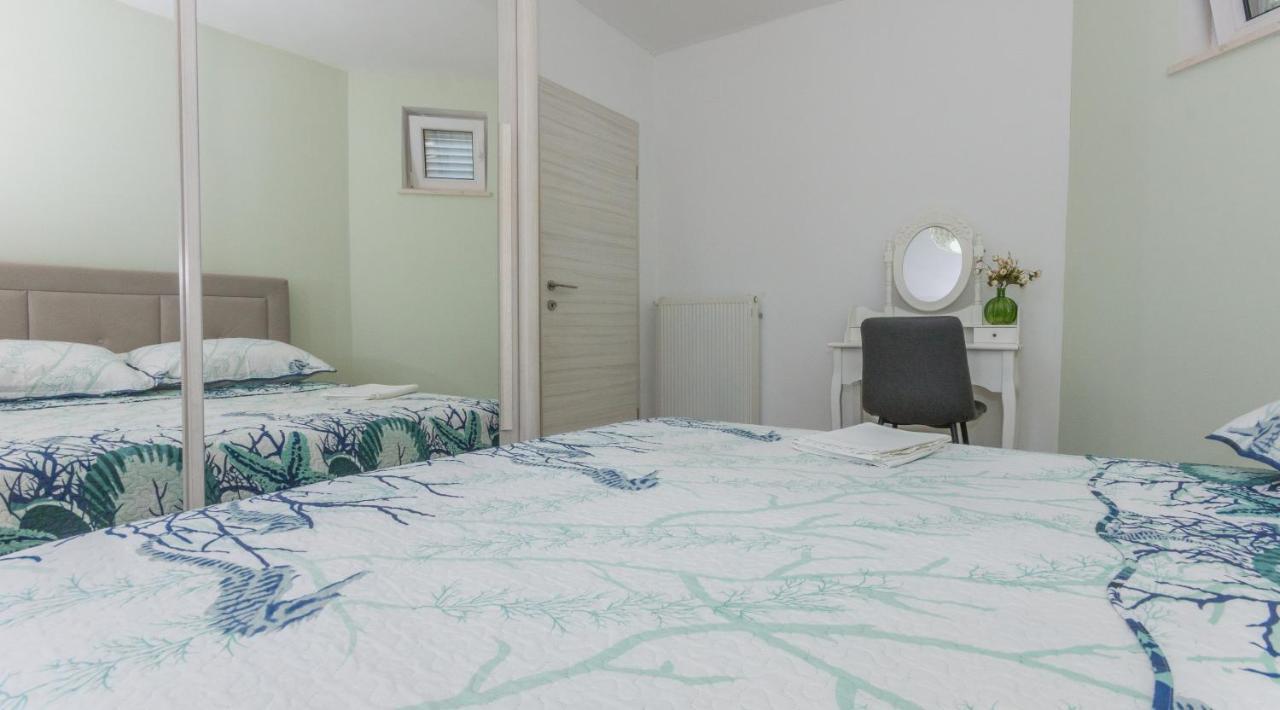 Adria Krk Apartment Krk Town Eksteriør billede